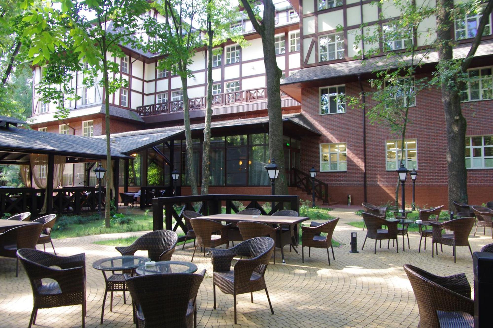 Park-Hotel Golosievo Kiev Dış mekan fotoğraf